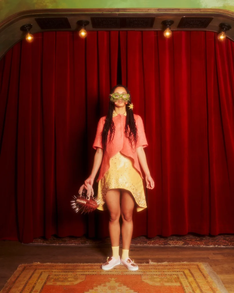 Người phụ nữ Việt biến phế thải thành chất liệu thời trang Triệu đô_6