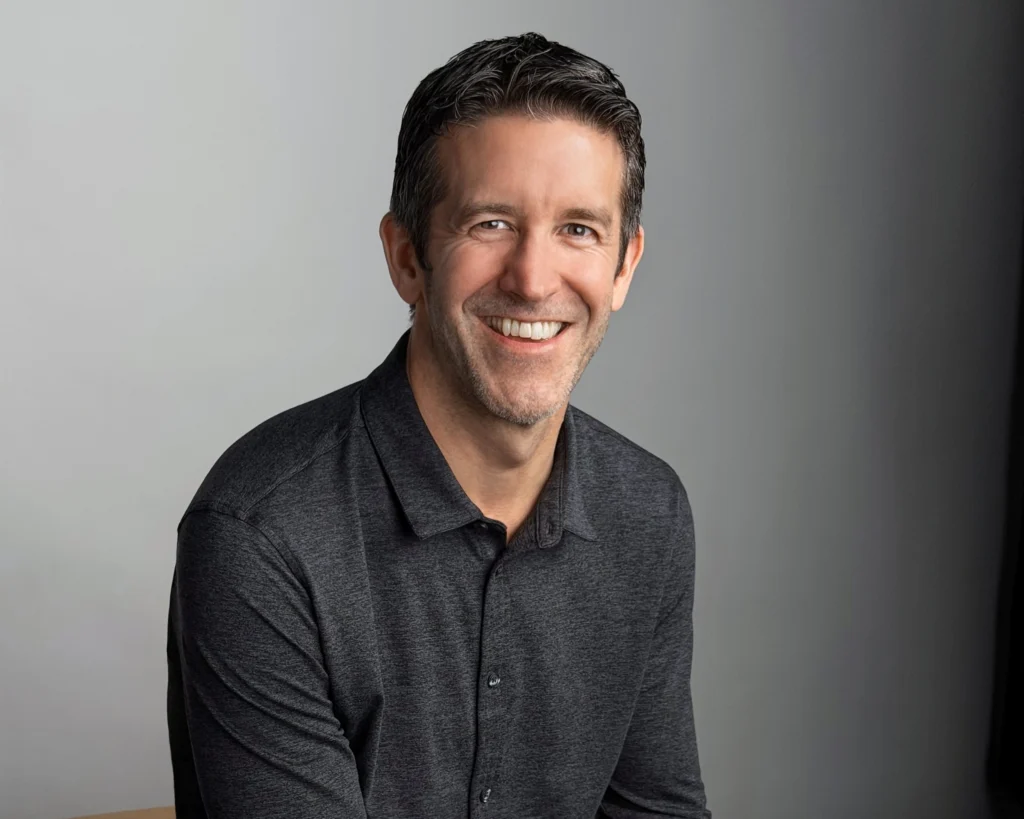 Tim Cook rời khỏi ghế nóng, tương lai Apple sẽ ra sao_2