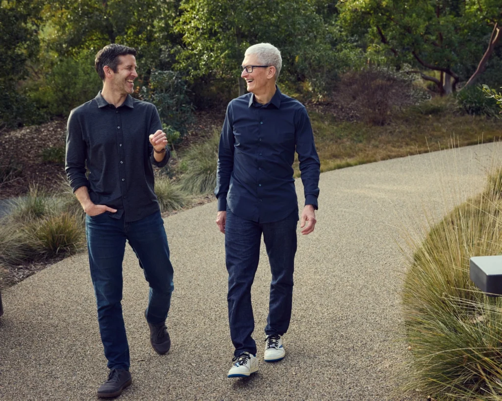 Tim Cook rời khỏi ghế nóng, tương lai Apple sẽ ra sao_3