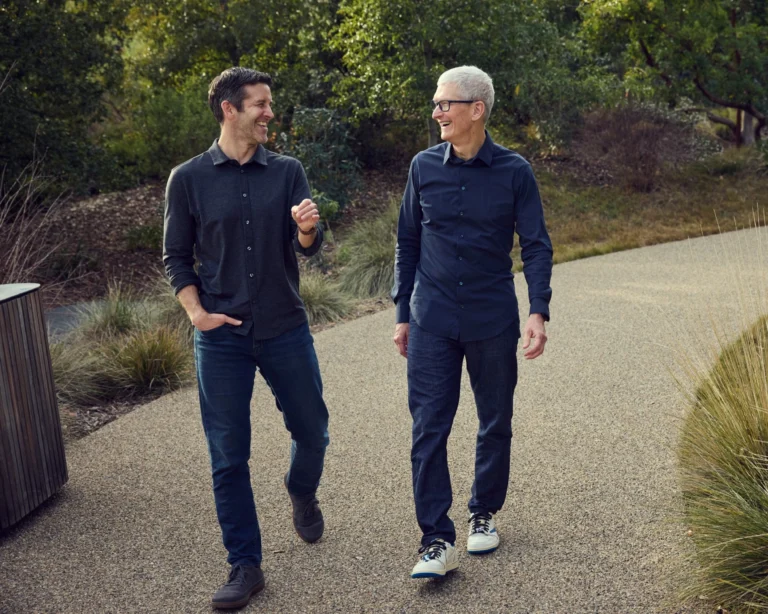 Tim Cook rời khỏi ghế nóng, tương lai Apple sẽ ra sao_5