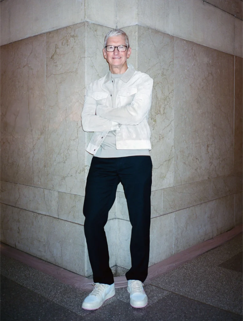 Tim Cook (vẫn) tin vào những ý tưởng điên rồ_2