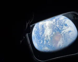 artemis-ii-bay-qua-mat-trang-sau-hon-50-nam-thum