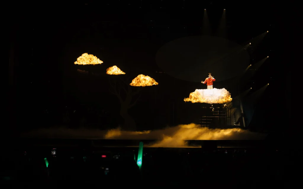 buitruonglinh-goi-tron-hanh-trinh-am-nhac-vao-live-concert-dau-tien-3