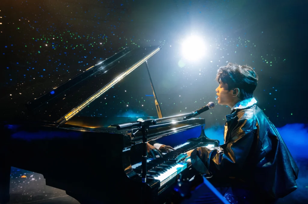 buitruonglinh-goi-tron-hanh-trinh-am-nhac-vao-live-concert-dau-tien-7