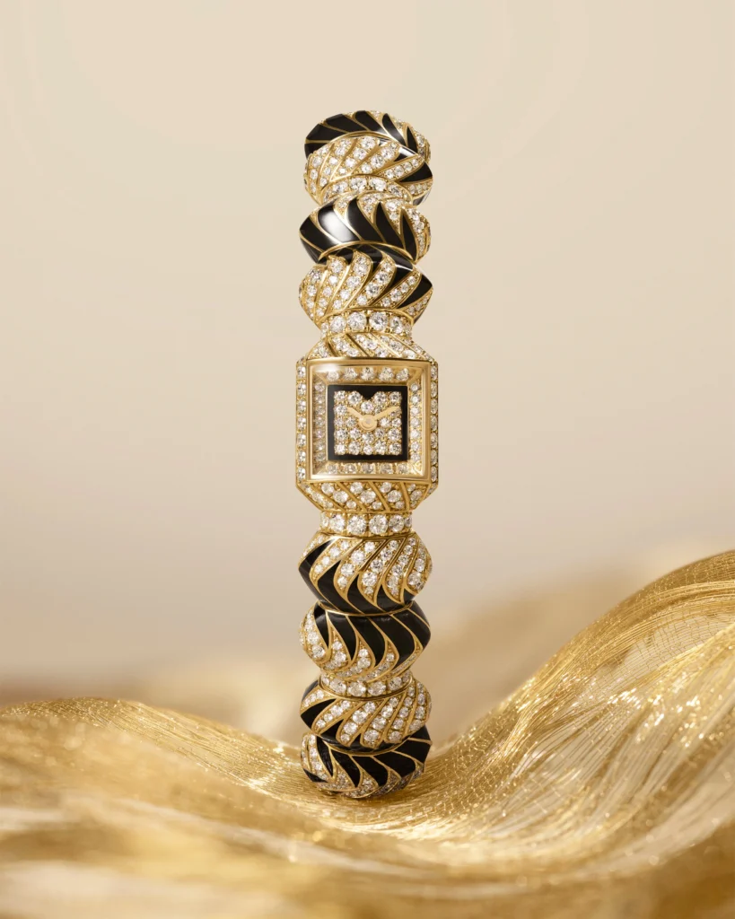 cartier-watches-wonders-2026-myst-de-cartier-3