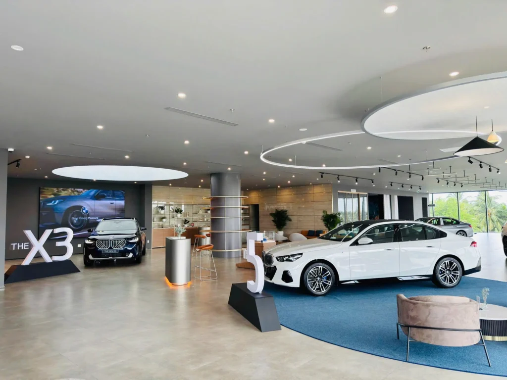 Giá xe BMW lăn bánh tại Việt Nam