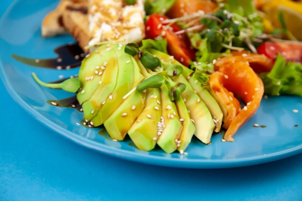 Ăn đủ chất béo tốt: Nền tảng để sản xuất hormone