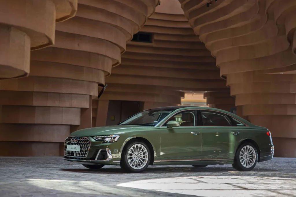 xe ô tô Audi A8L