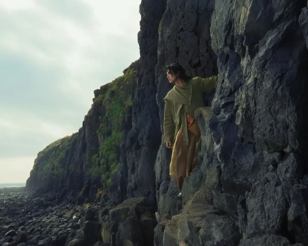 grey-d-anh-sang-man-dem-1