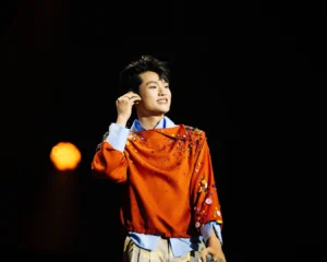 hau-concert-tung-ngay-buitruonglinh-tiep-tuc-tao-con-bao-thanh-tich-thum