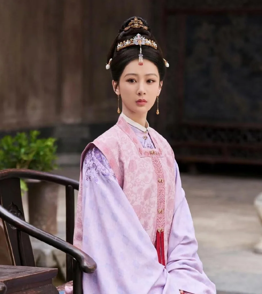 phim-hoa-ngu-len-song-thang-5-2026-40