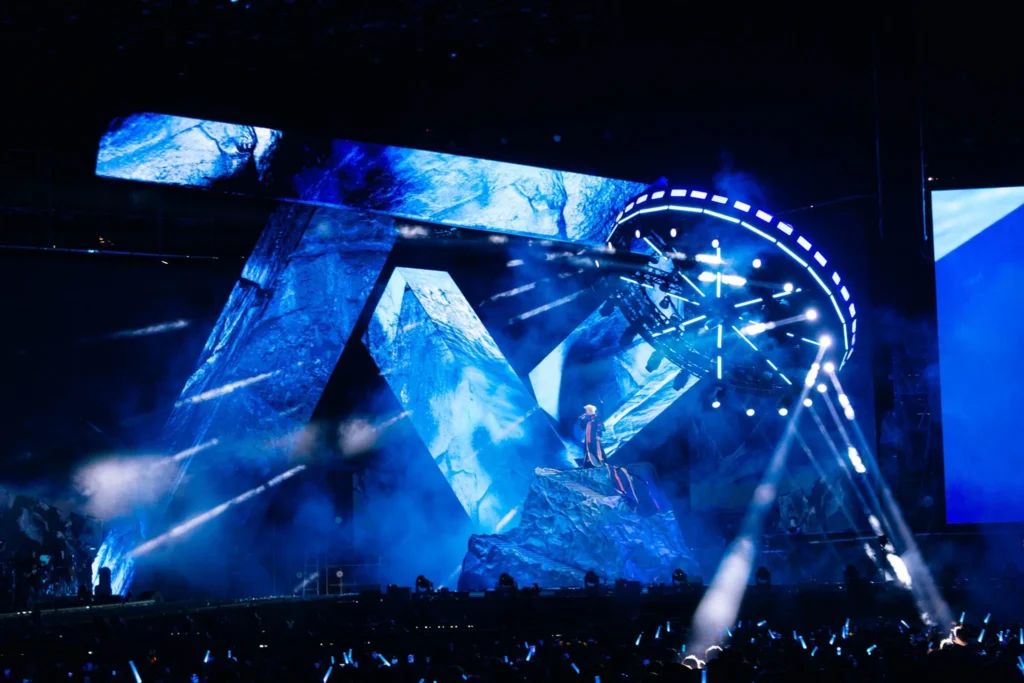 quang-anh-rhyder-concert-luminarhy-esquire-3