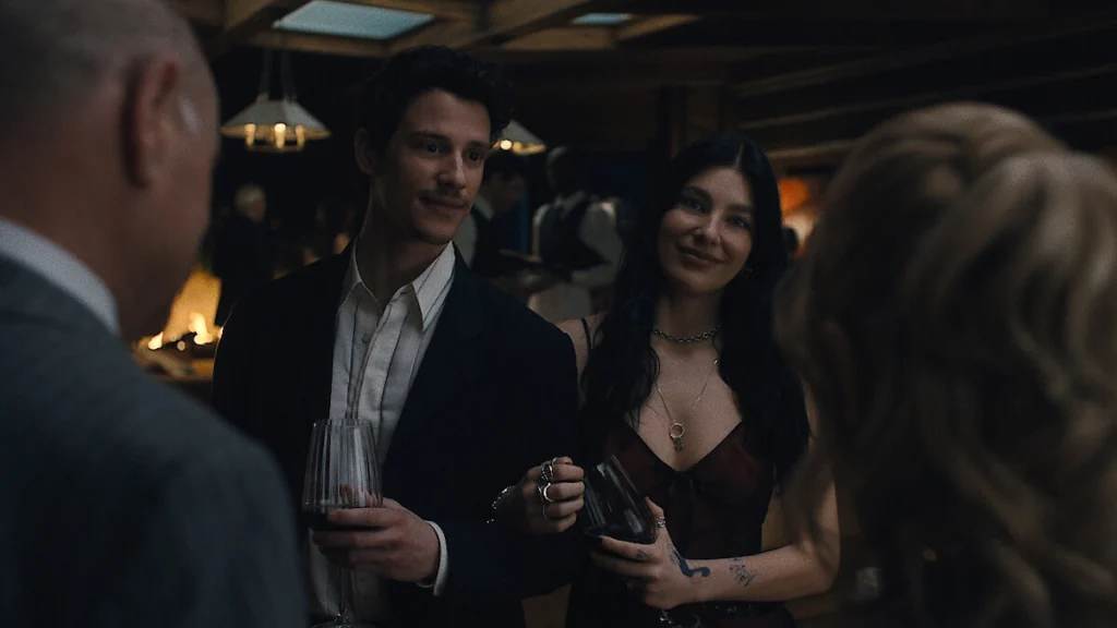 something-very-bad-is-going-to-happen-tin-vao-soulmate-2