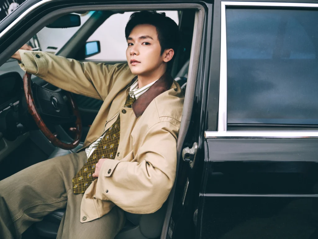 thanh-tan-lap-loat-thanh-tich-top-1-nhac-so-vuong-binh-tung-mv-3