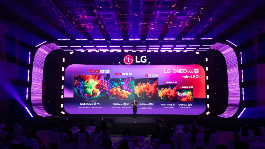 Đỉnh cao giải trí tại gia cùng TV dán tường mỏng nhất thế giới từ LG-6