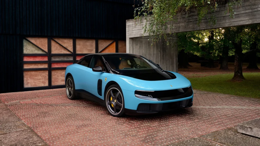 Siêu xe điện đầu tiên của Ferrari đã chính thức lộ diện_2