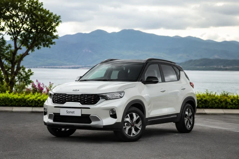 Xe ô tô Kia Sonet: Giá lăn bánh, ưu nhược điểm và có đáng mua?