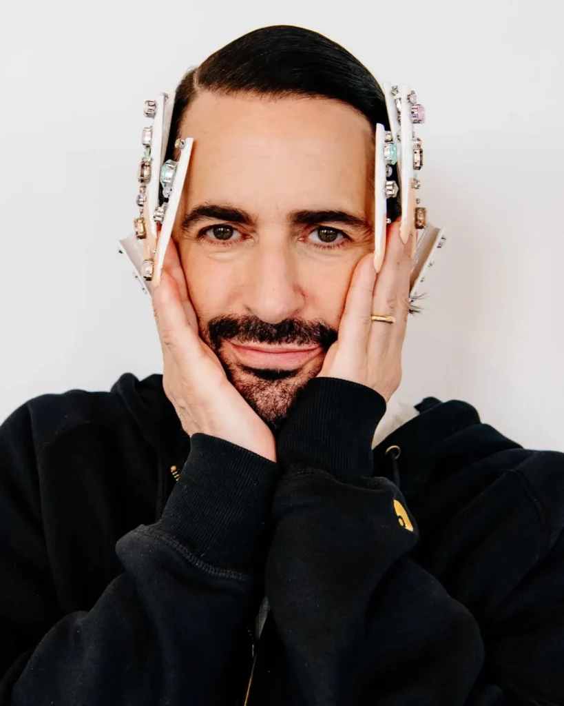 lvmh-ban-marc-jacobs-trong-thuong-vu-850-trieu-usd-3