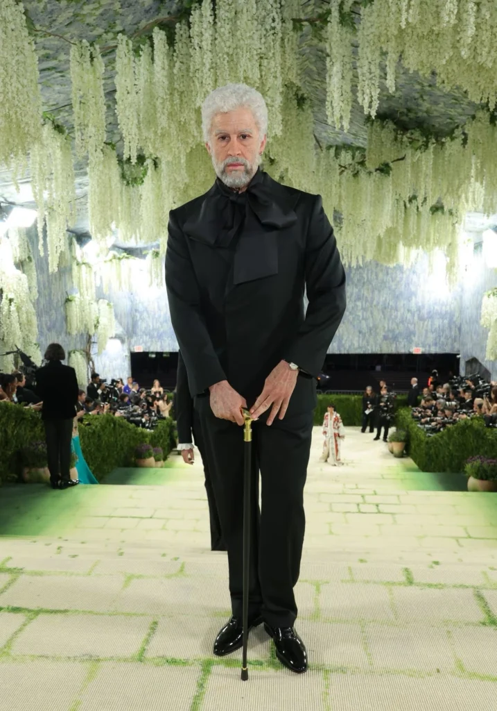 metgala-black-suit(4)