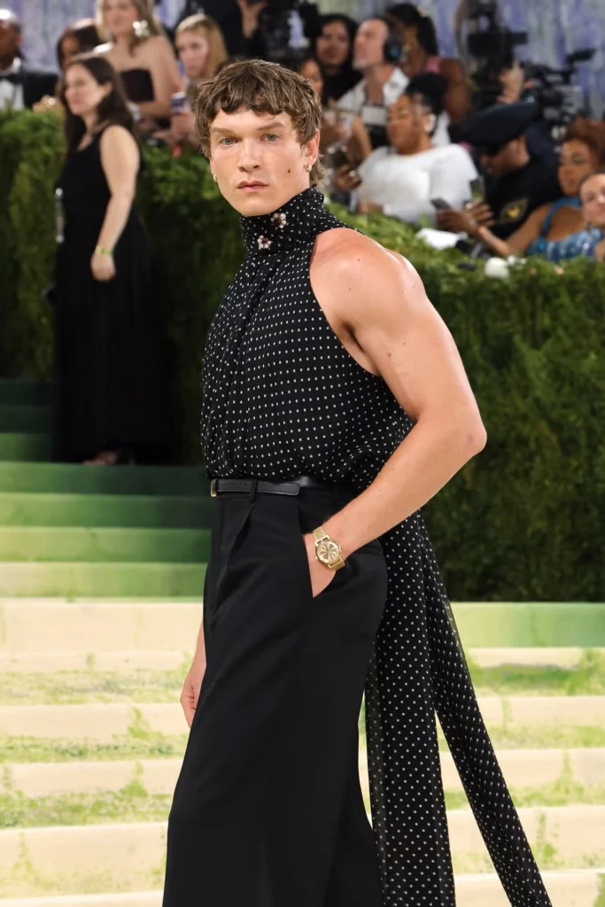nhung-mau-dong-ho-an-tuong-nhat-tai-met-gala-2026-2