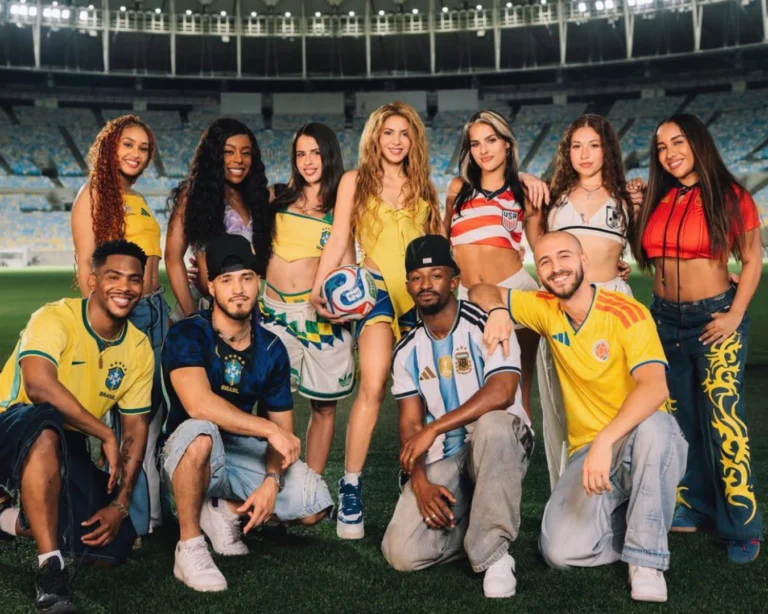 vi-sao-cai-ten-shakira-luon-gan-voi-world-cup thum