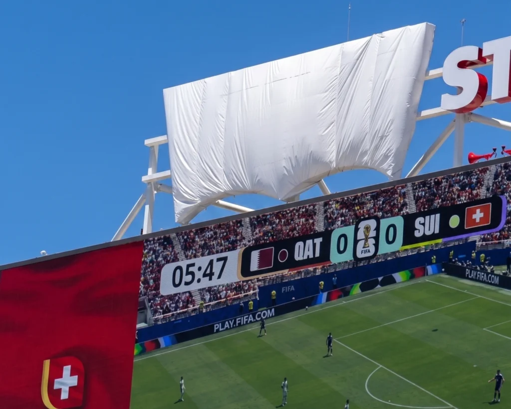 Nghệ thuật ẩn mình của Levi's tại World Cup 2026_4