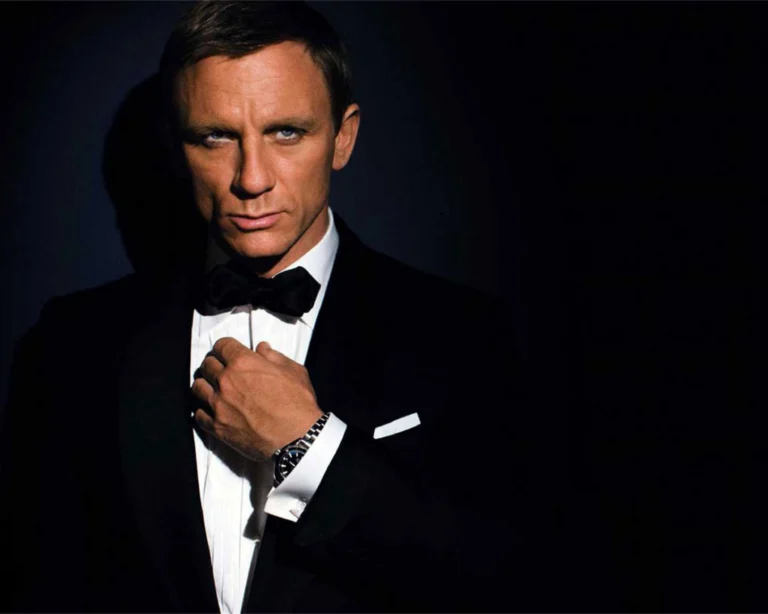 Những cỗ máy thời gian của điệp viên lịch lãm James Bond_31