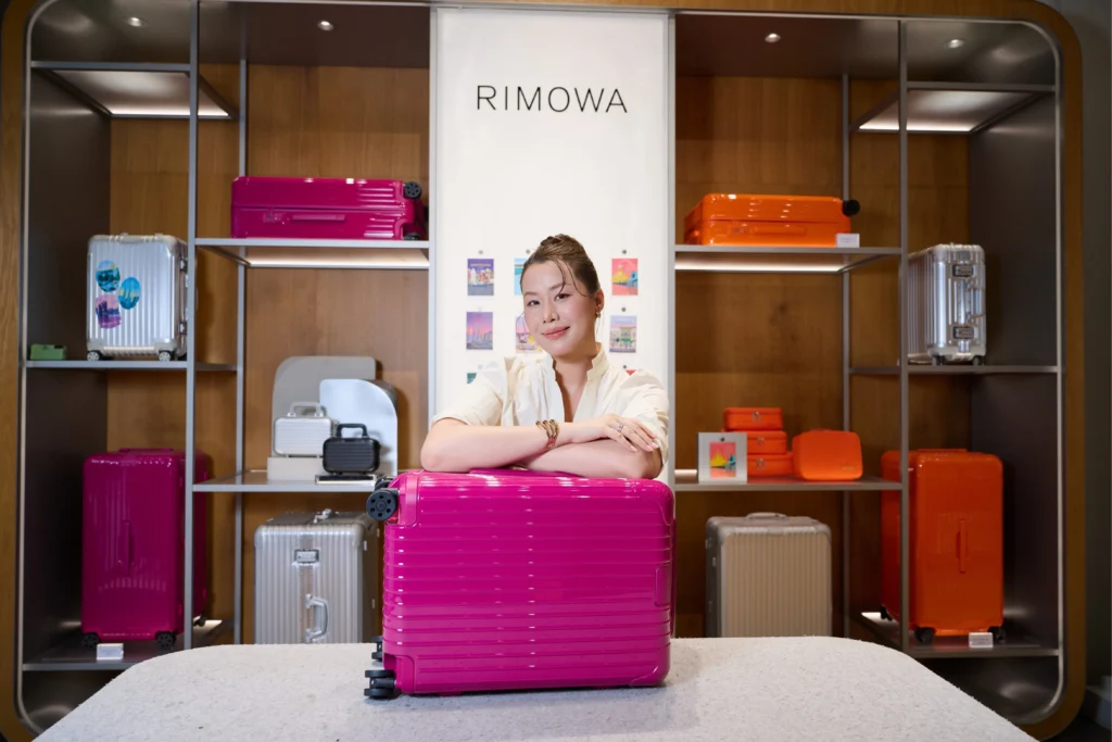 RIMOWA và bản hòa âm sắc màu trên những cung đường lữ hành_9