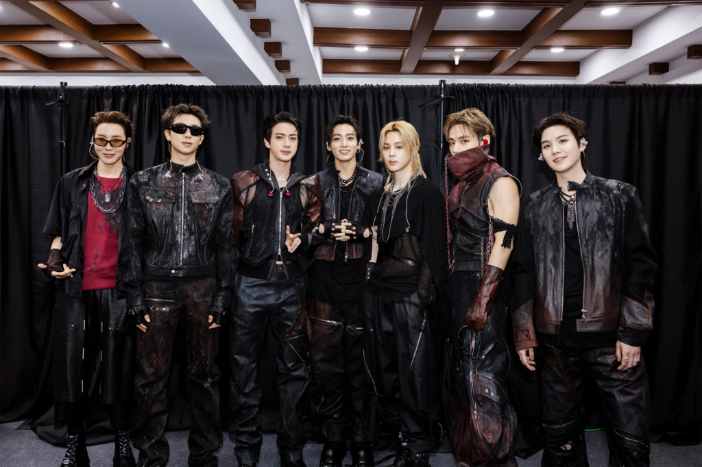 bts-phat-hanh-sach