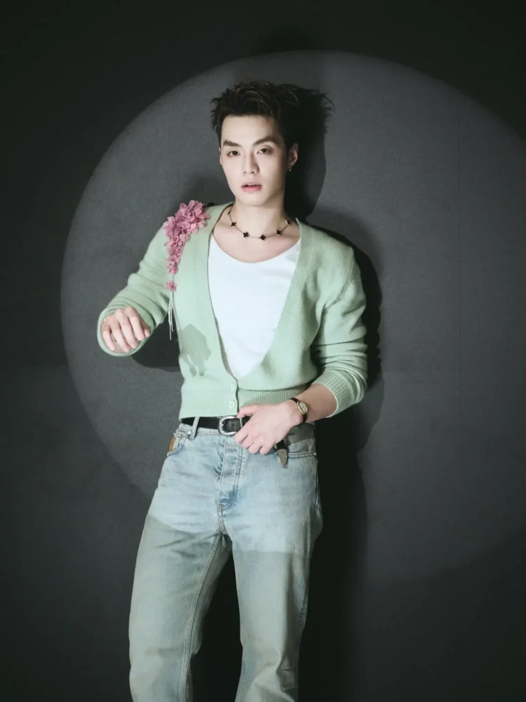 cài-áo-trend-4