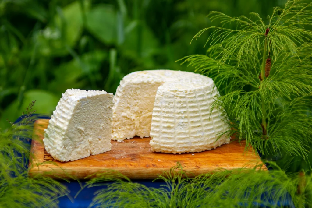 100g phô mai bao nhiêu calo