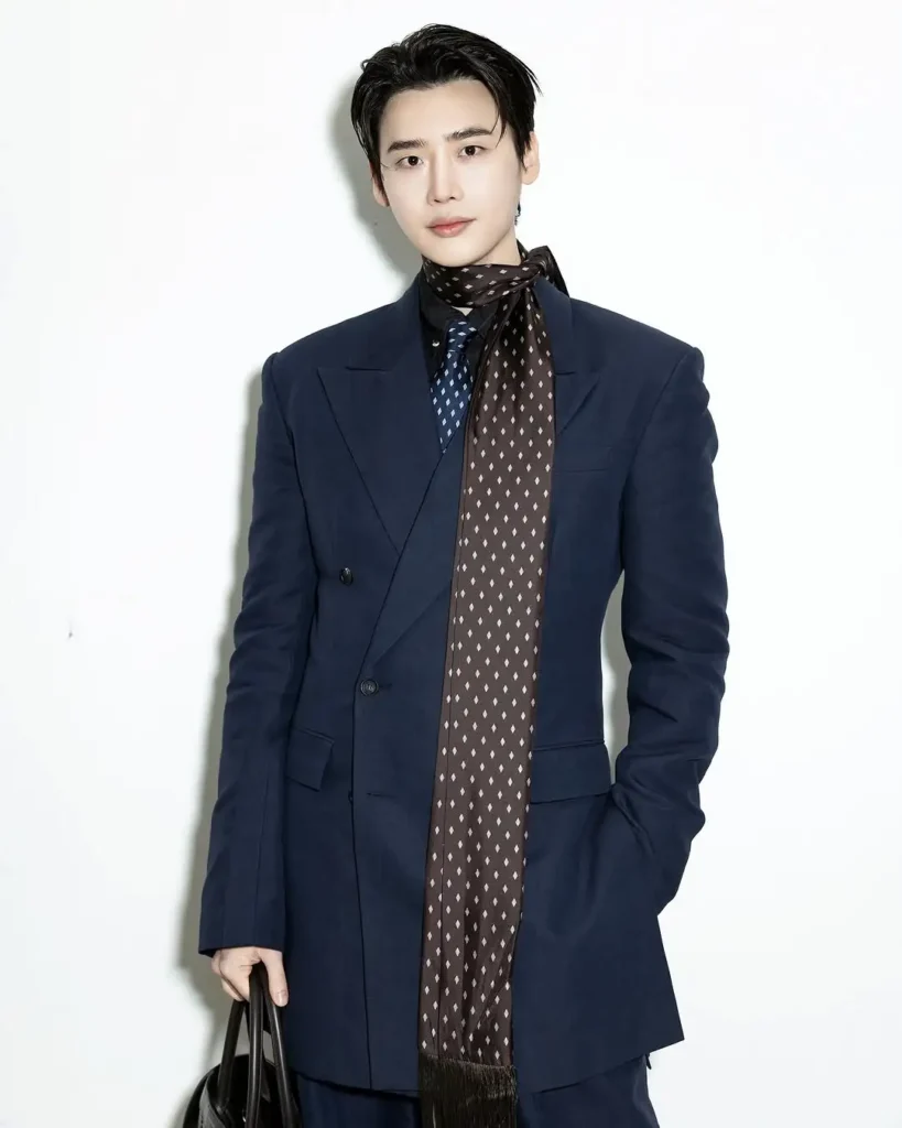 Lee Jong Suk