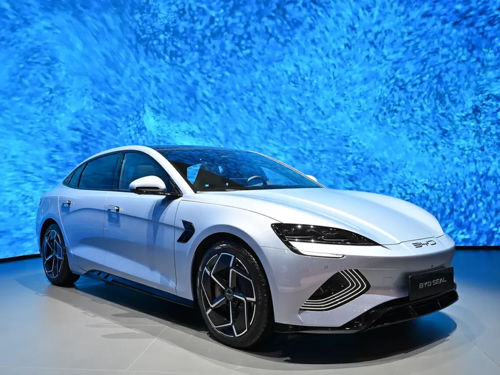 xe ô tô byd