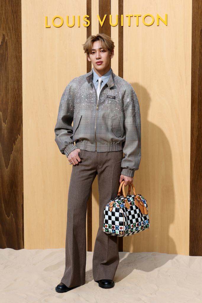 j-hope-gong-yoo-mang-suc-nong-den-louis-vuitton-nam-xuan-he-2027 4