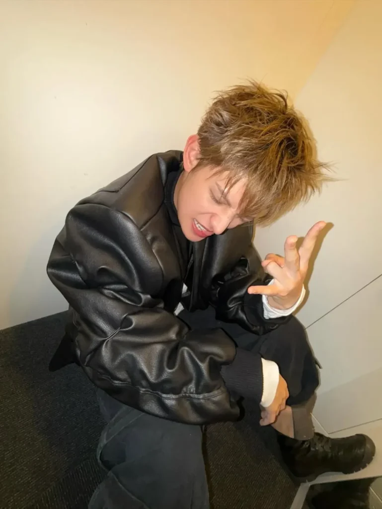 james-blonde (1)