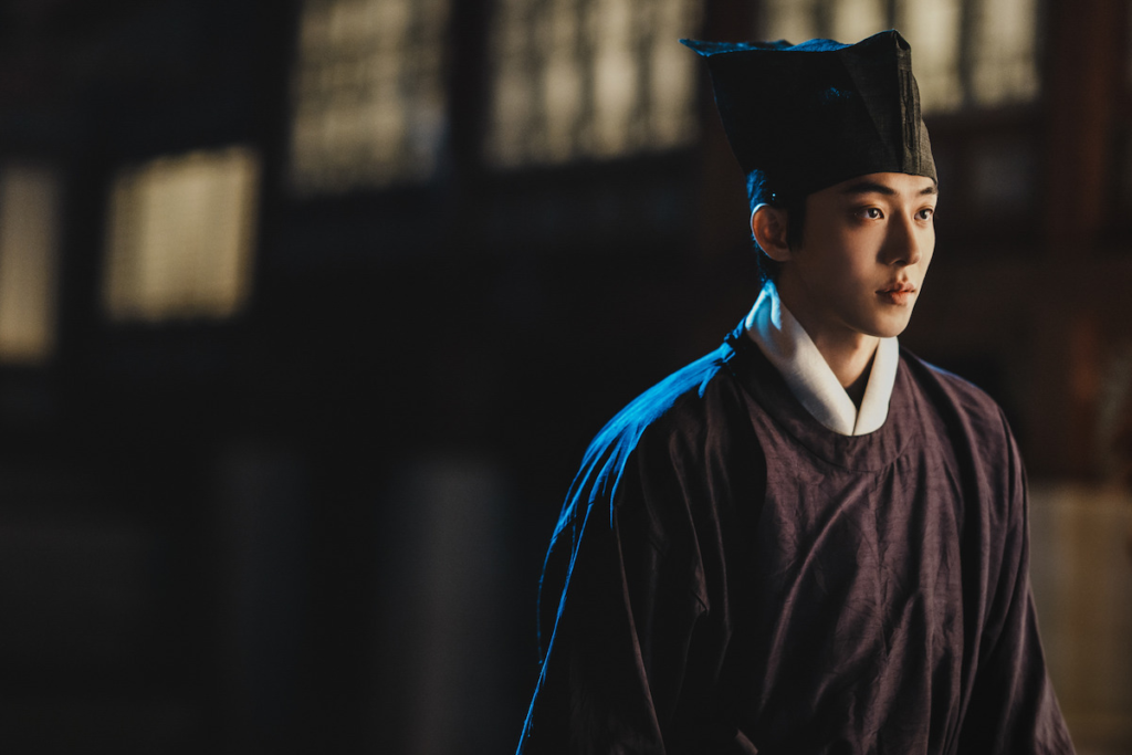 man-tro-lai-cua-nam-joo-hyuk-trong-the-east-palace 3