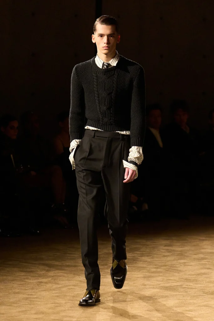 saint-laurent-ss27-front-row23