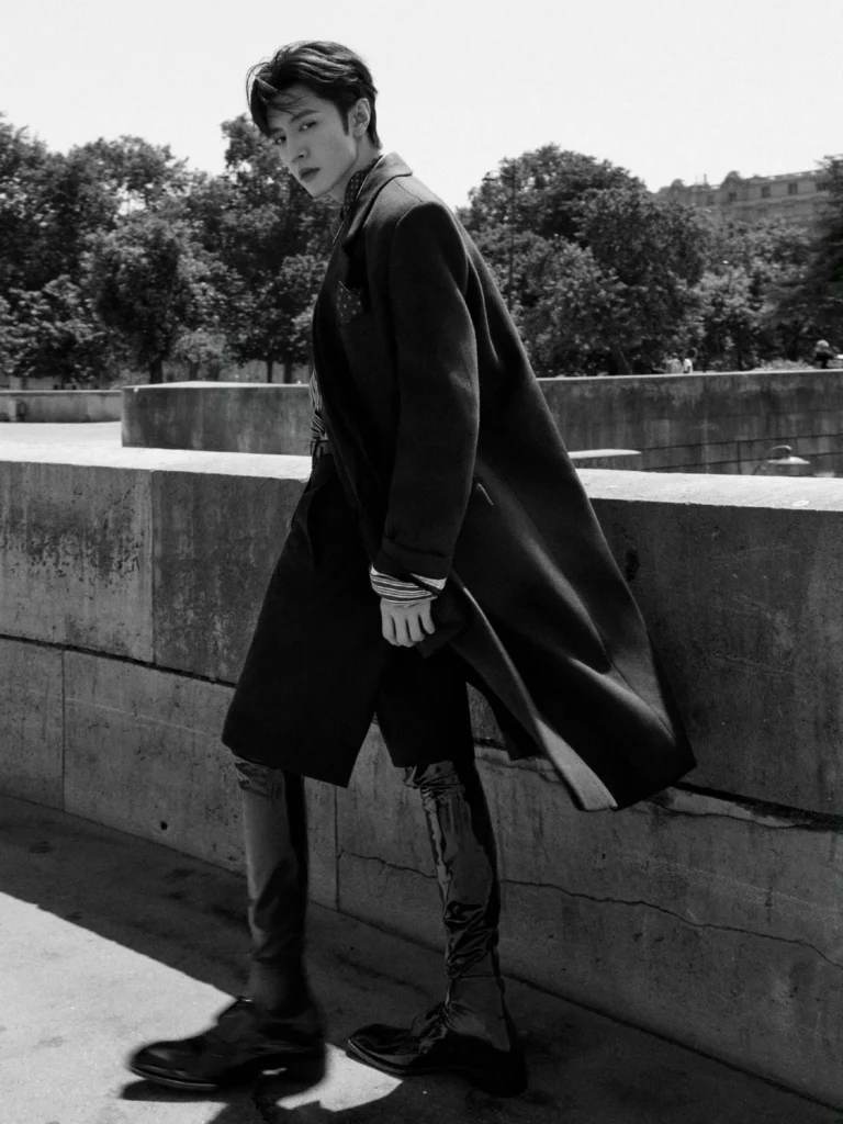 saint-laurent-ss27-front-row7