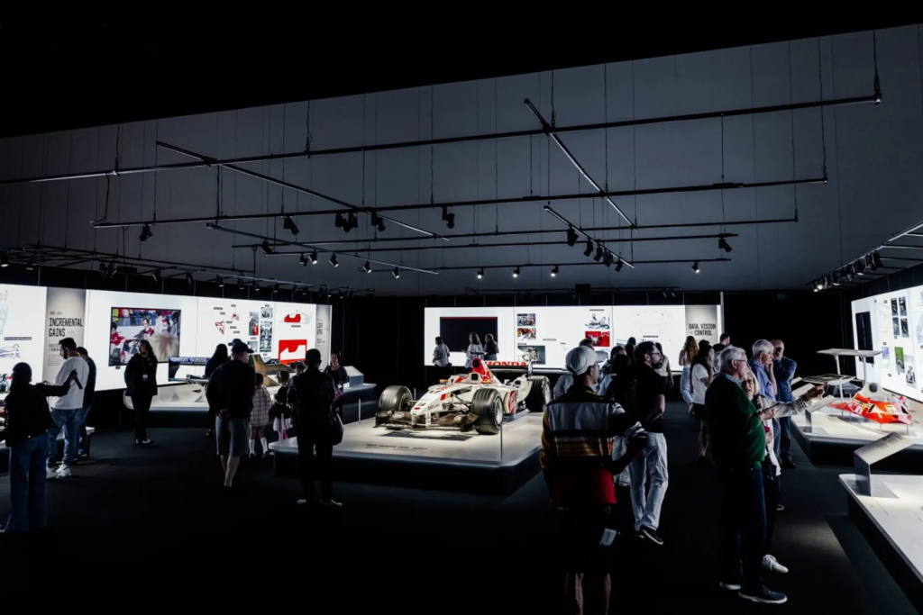 trien-lam-the-formula-1-lan-dau-den-chau-a
