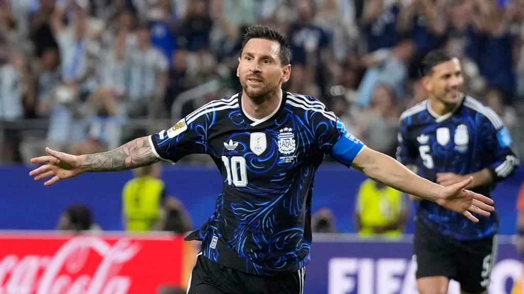 19 năm từ chậu nước đến chung kết World Cup_3