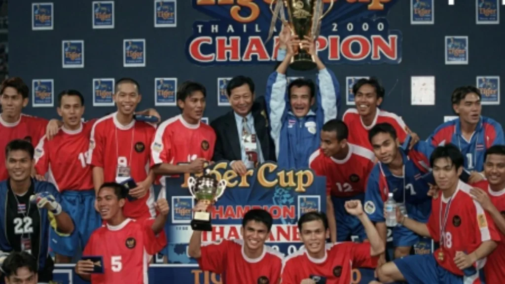 30 năm ASEAN Cup Thái Lan – Vương triều đầu tiên_3