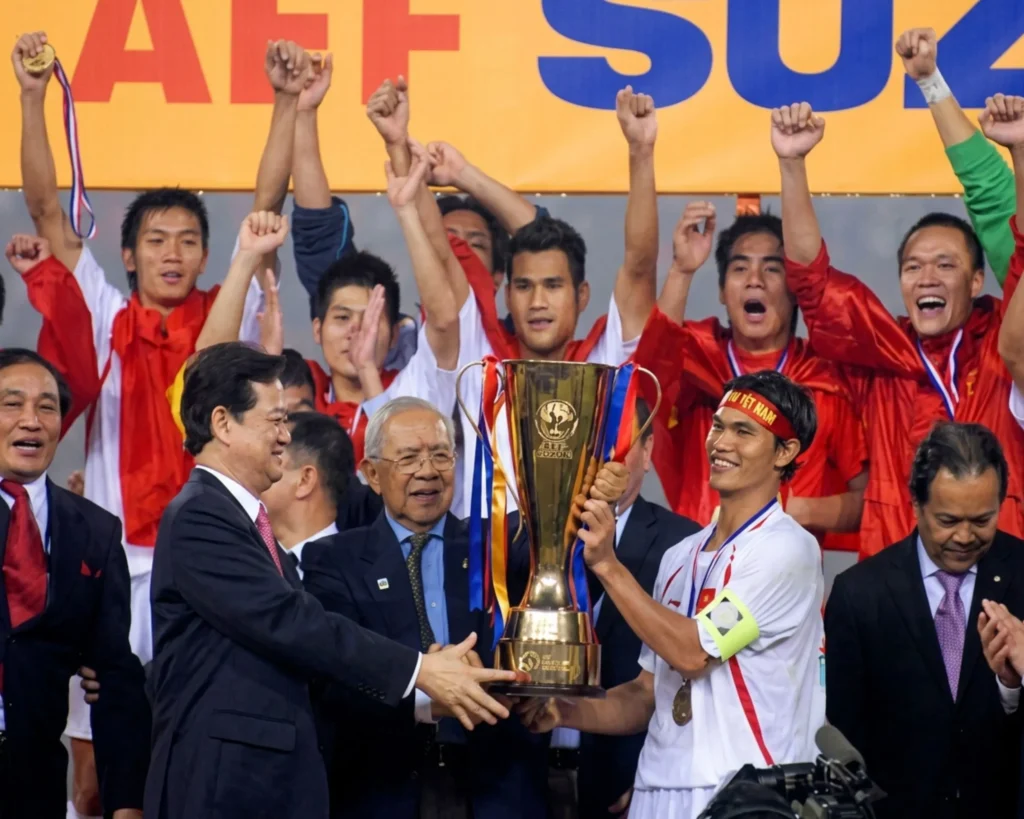 30 năm ASEAN Cup Tiger Cup và cuộc phân vai với SEA Games_4