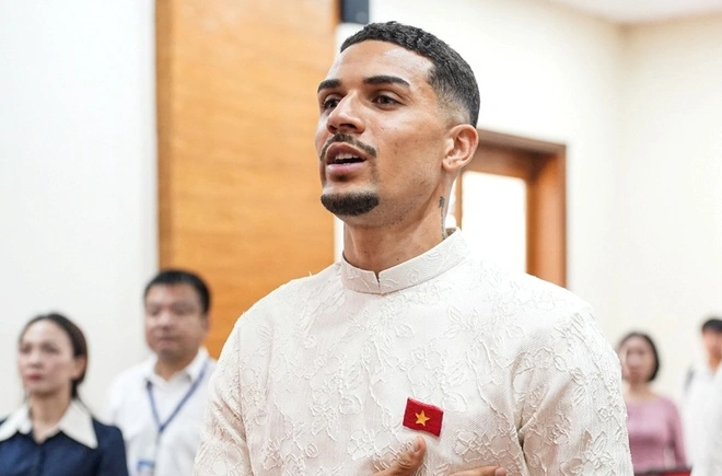 Ba người Brazil trong màu áo Việt Nam_3
