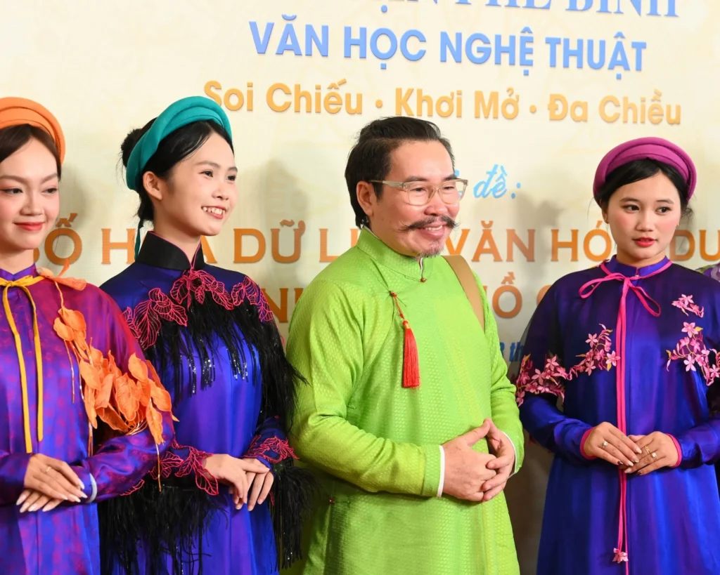 Dữ liệu di sản và dòng chảy mới của cổ phục Việt_5