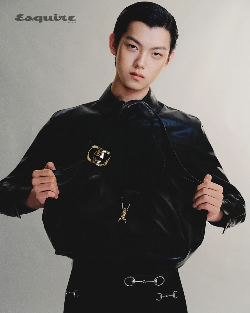 EQVN-UNCROWNED-PRINCE-12