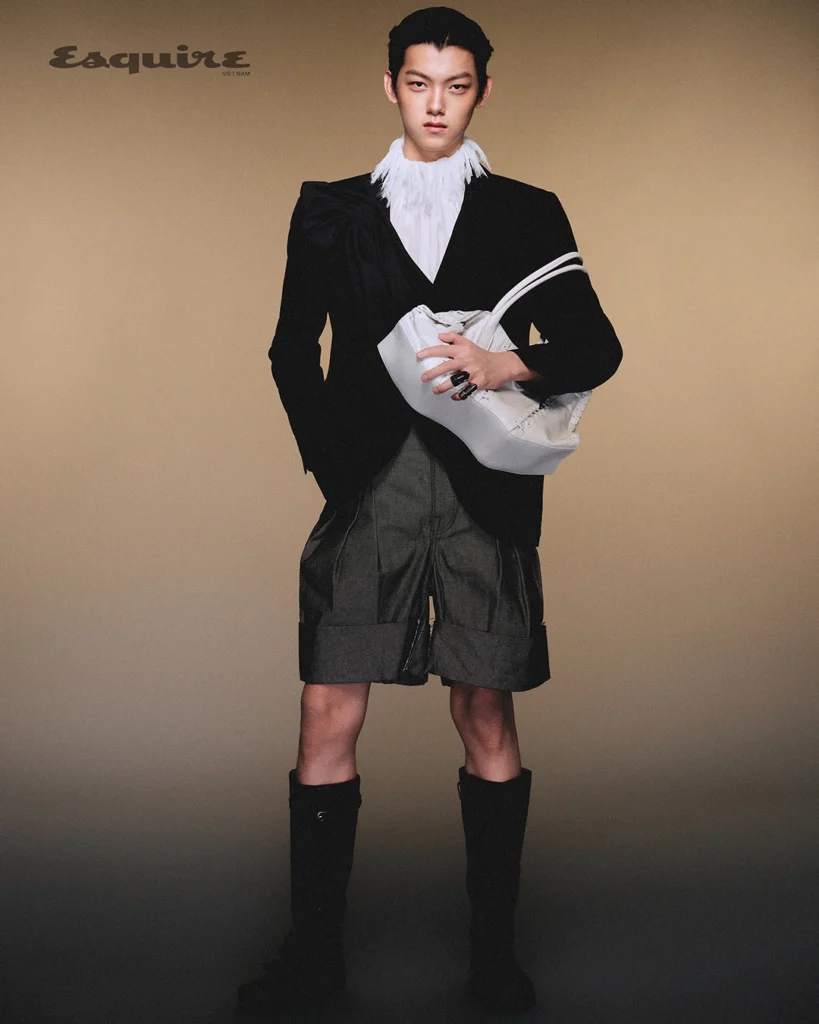 EQVN-UNCROWNED-PRINCE-8