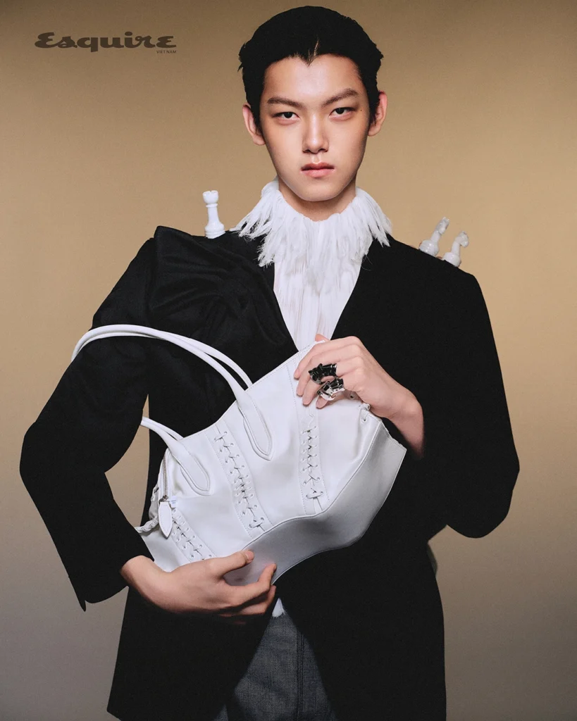 EQVN-UNCROWNED-PRINCE-9