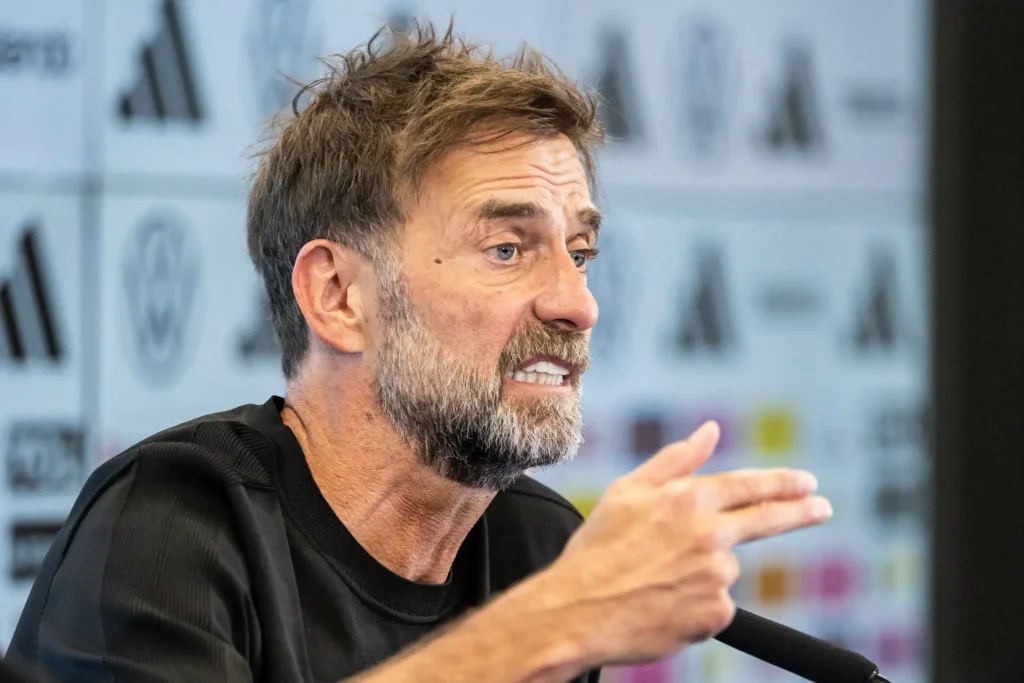 Jurgen Klopp Không “chiếc ghế” nào đứng trên gia đình_2