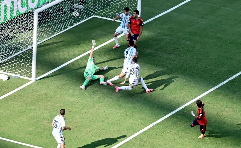 World Cup của rất nhiều, nhà vô địch của rất ít_2
