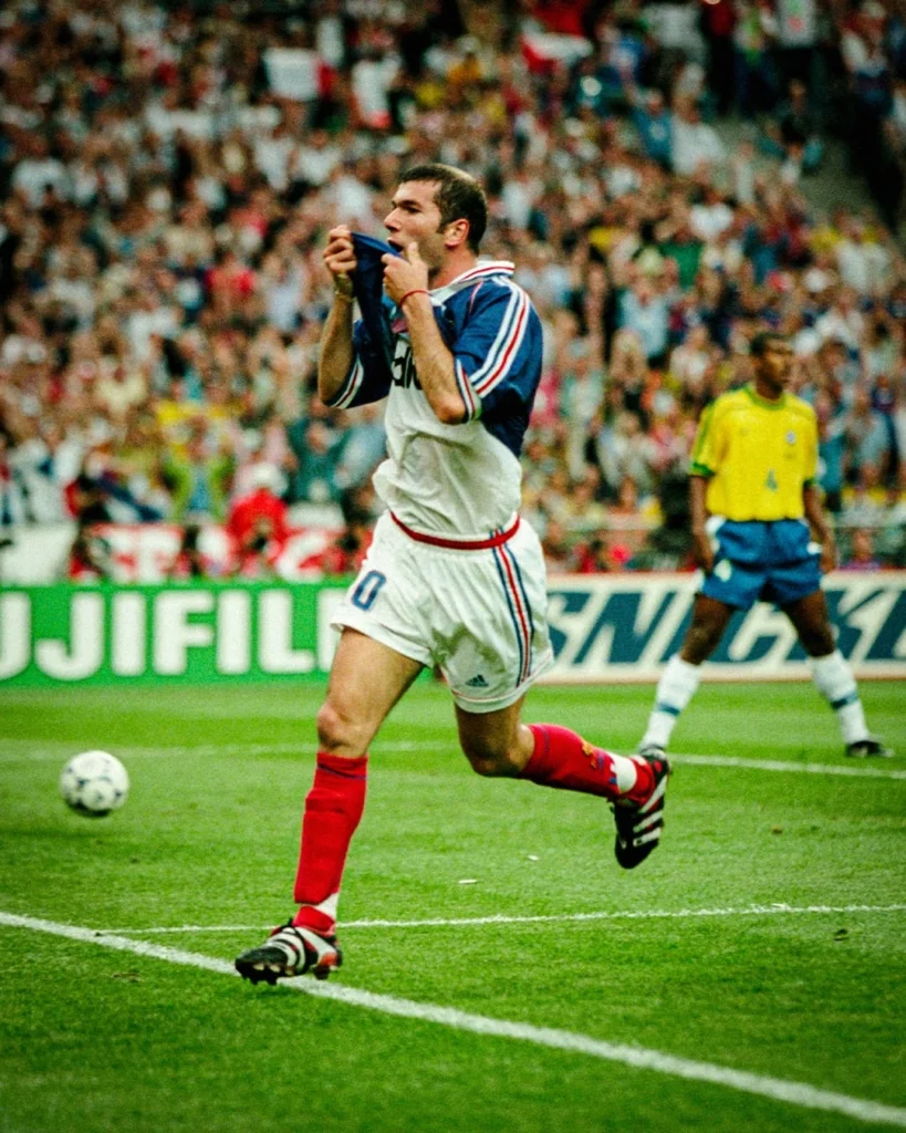 Zidane, quyền lực của sự lịch lãm_2
